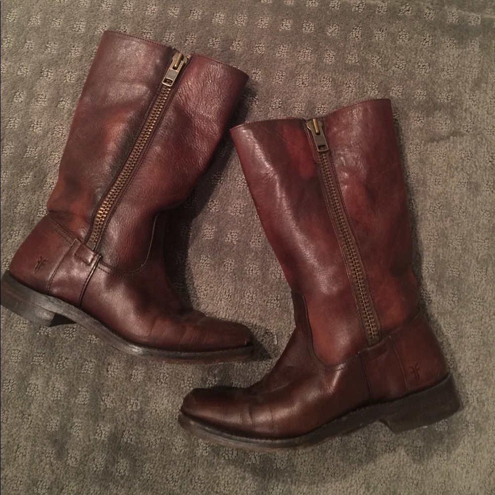 FRYE Heath Side Zip Boots
